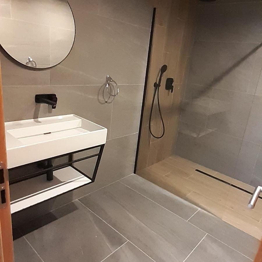 Apartman 107 Hotel Ovruc Штрбске-Плесо Экстерьер фото